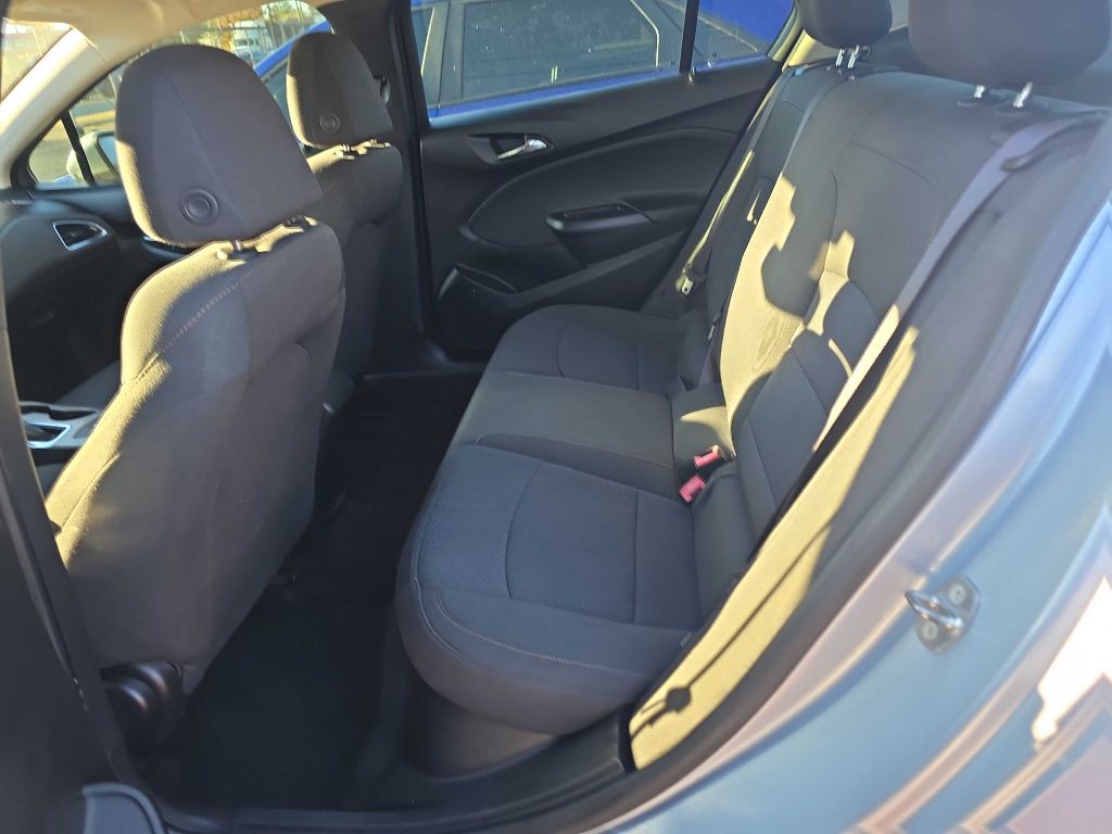 2017 Chevrolet Cruze Image 9