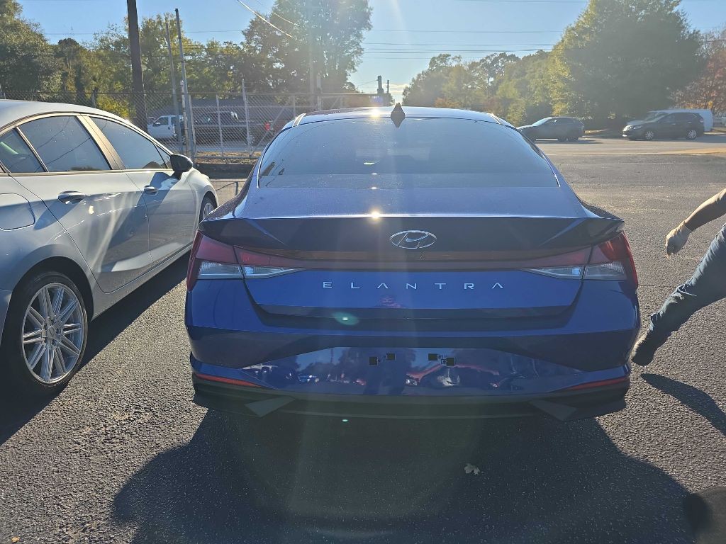 2023 Hyundai Elantra Image 6