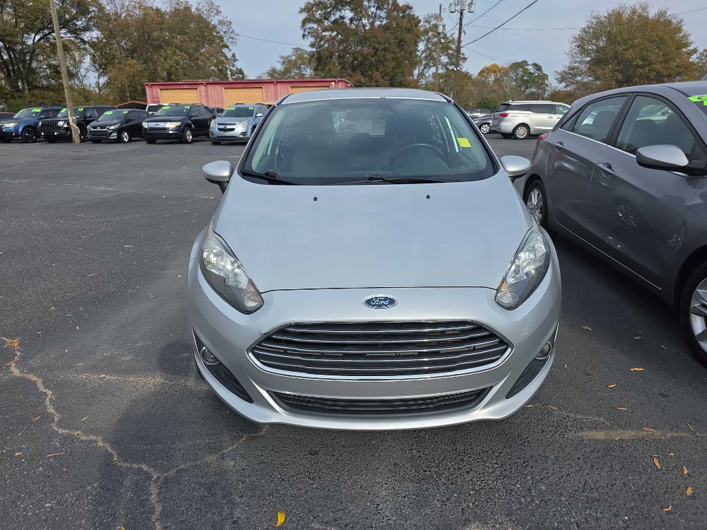 2016 Ford Fiesta Image 2
