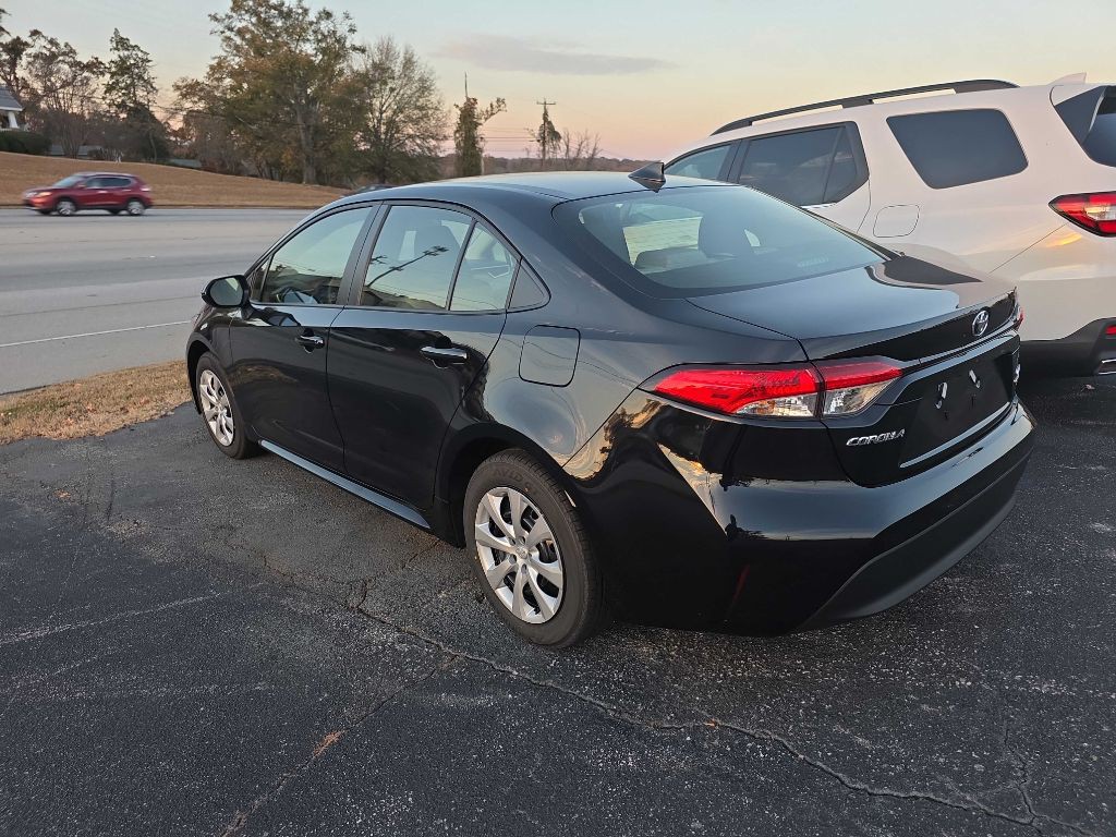 2026 Toyota Corolla Image 2