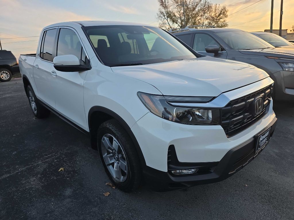 2025 Honda Ridgeline Image 3