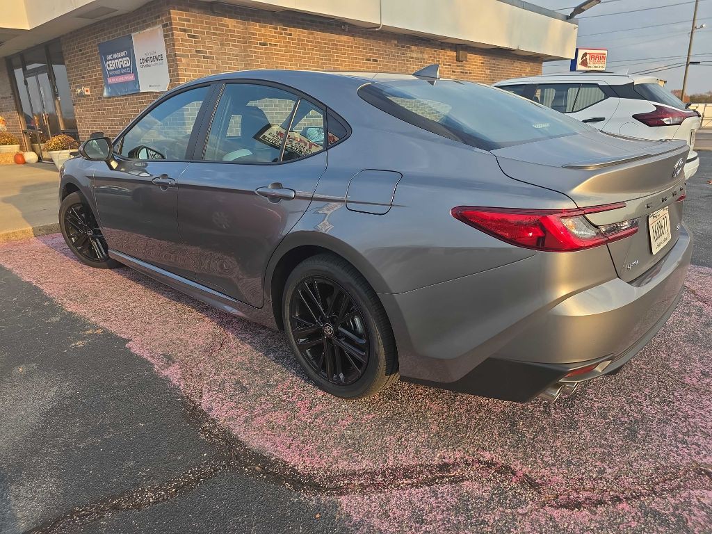 2026 Toyota Camry Image 5