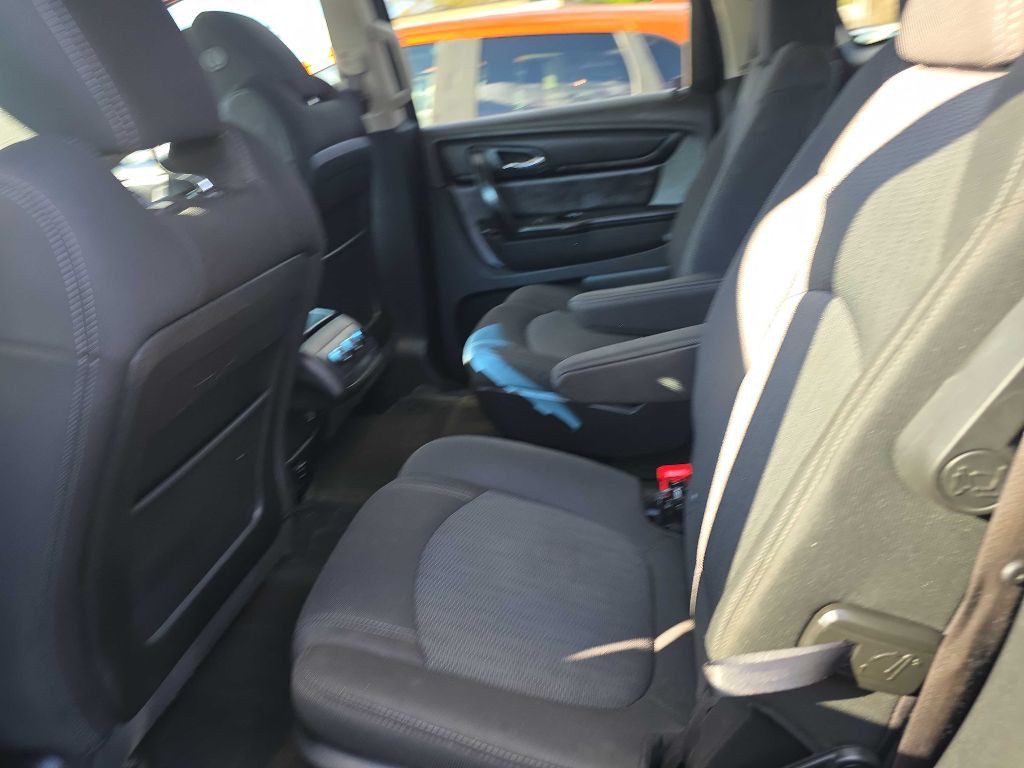 2015 Chevrolet Traverse Image 8