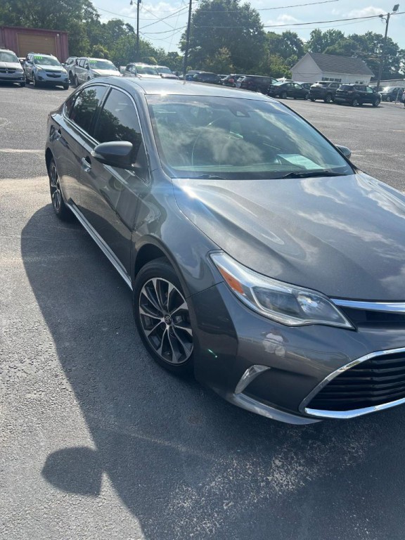 2018 Toyota Avalon Image 4