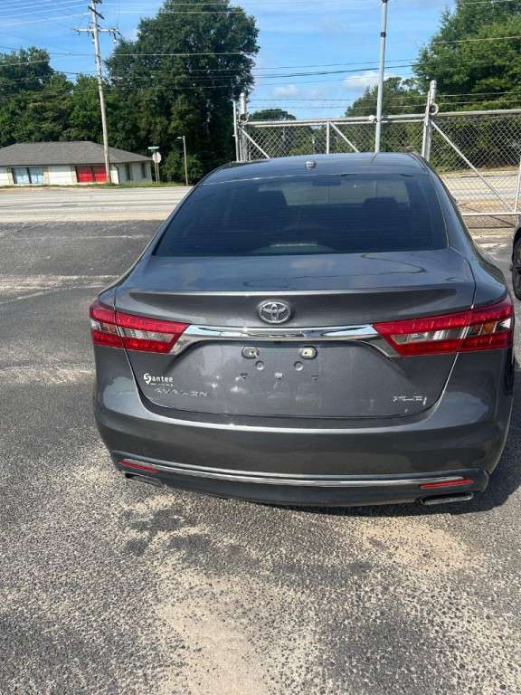 2018 Toyota Avalon Image 9