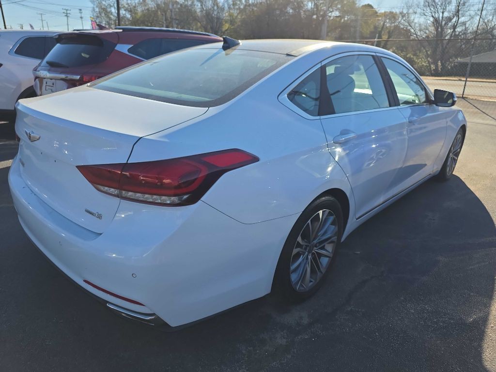 2015 Hyundai Genesis Image 4