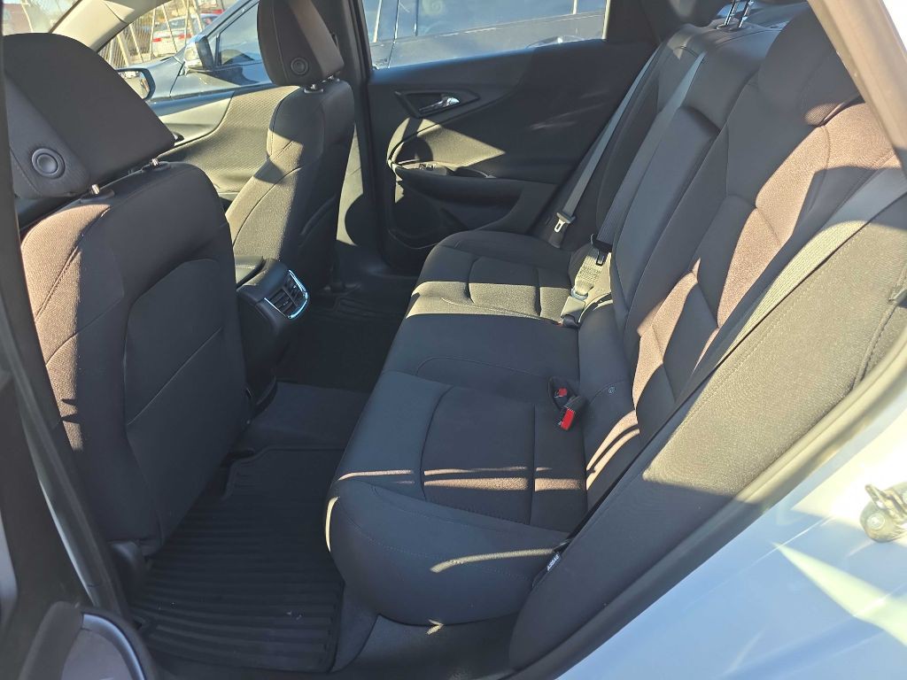 2023 Chevrolet Malibu Image 9