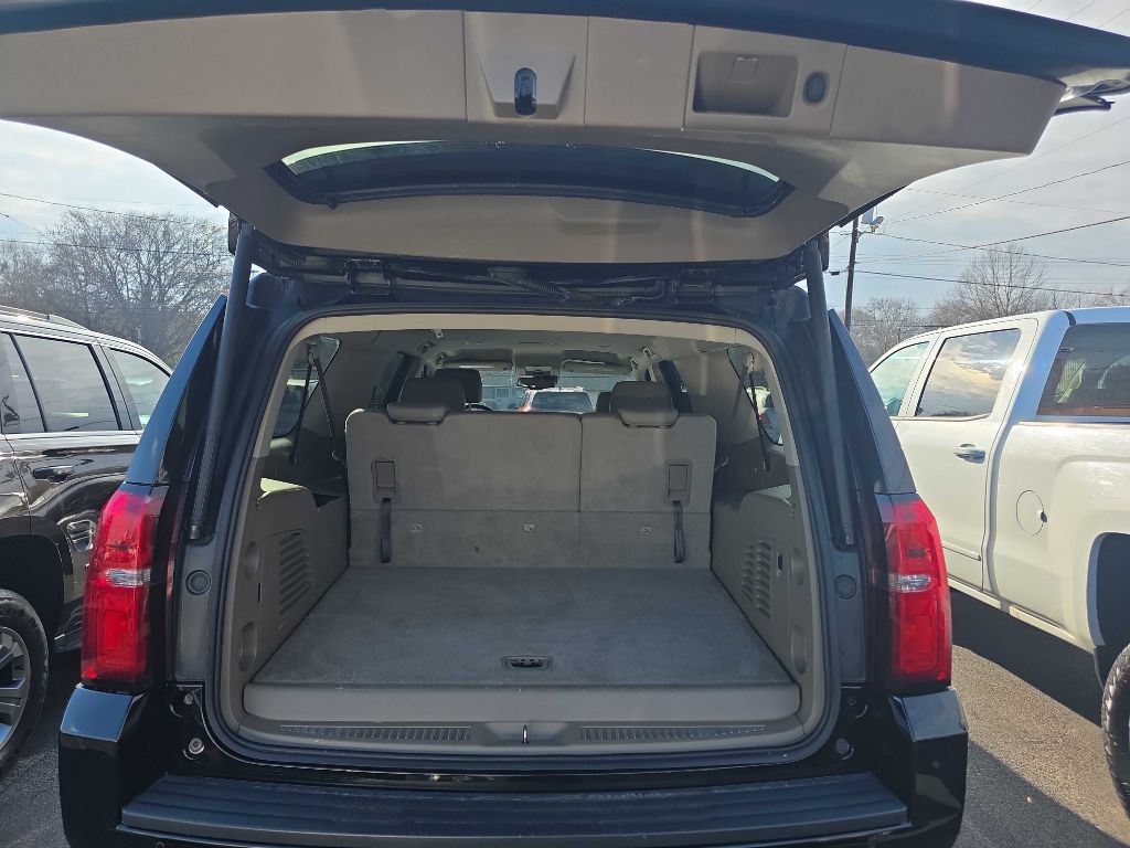2020 Chevrolet Suburban Image 5