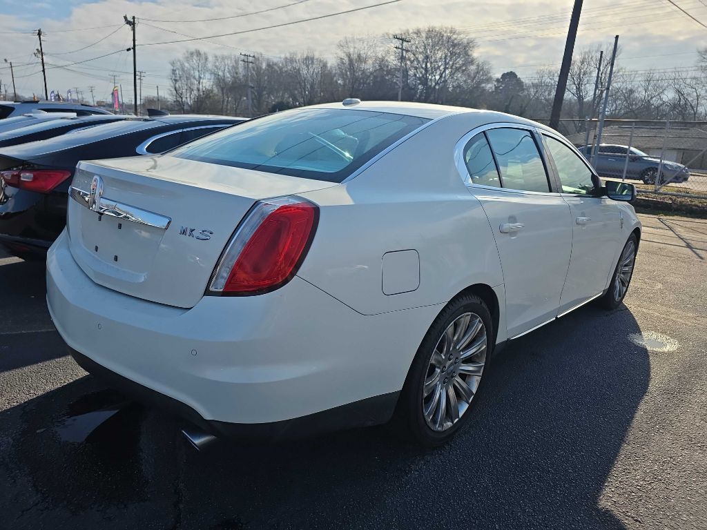 2012 Lincoln MKS Image 2