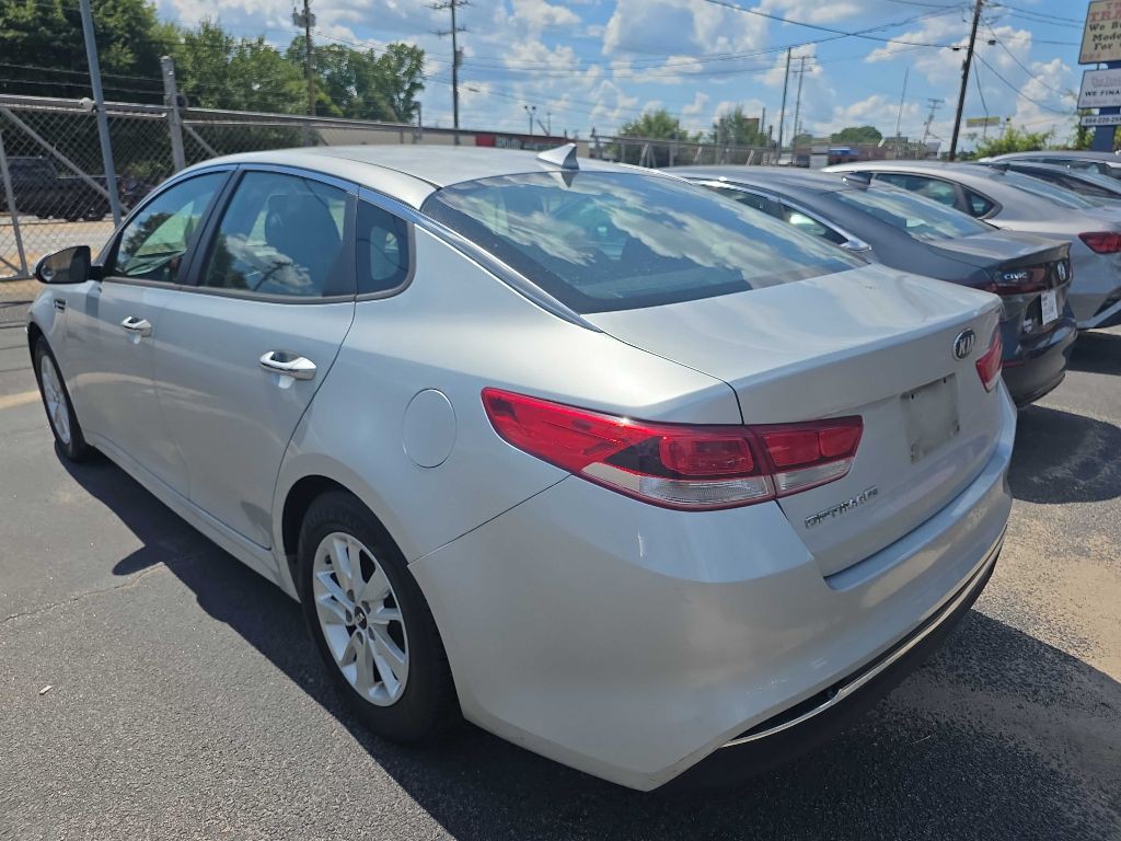 2018 Kia Optima Image 2