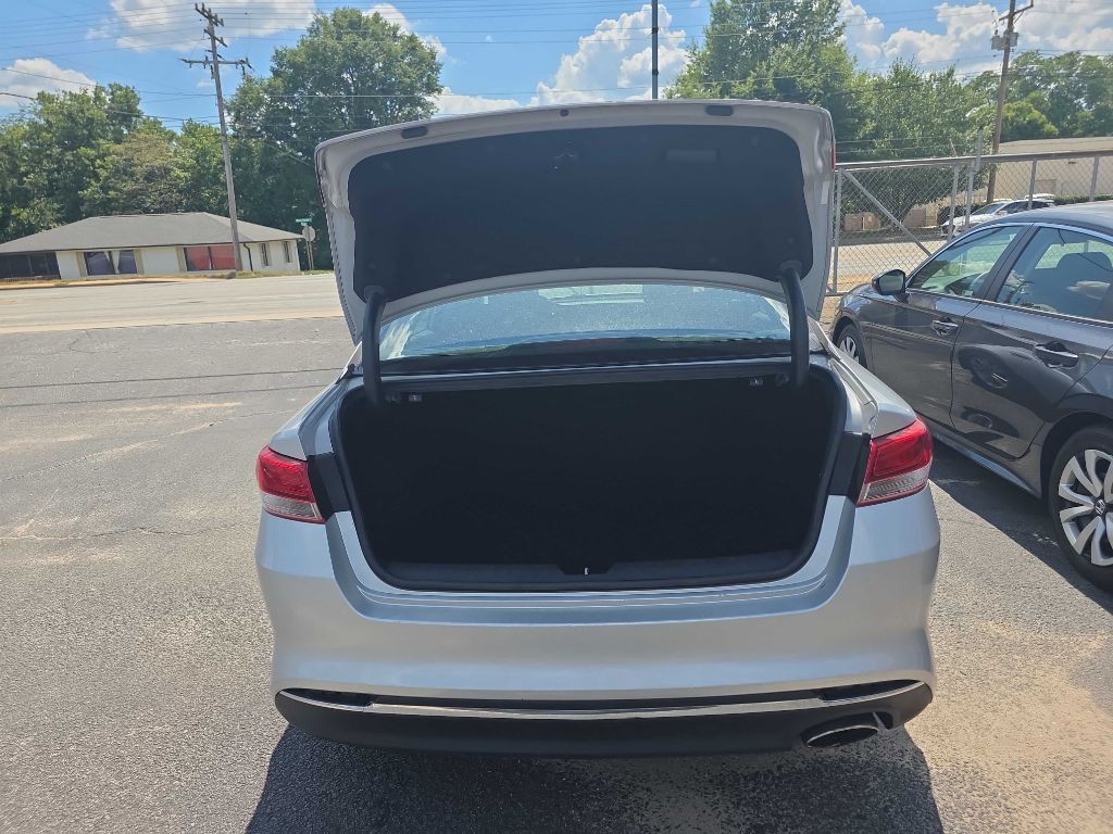 2018 Kia Optima Image 6