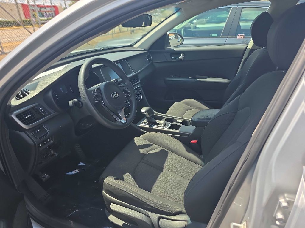 2018 Kia Optima Image 8