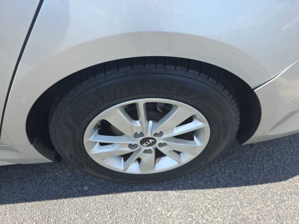 2018 Kia Optima Image 10