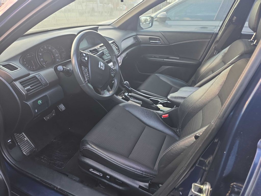 2016 Honda Accord Image 8