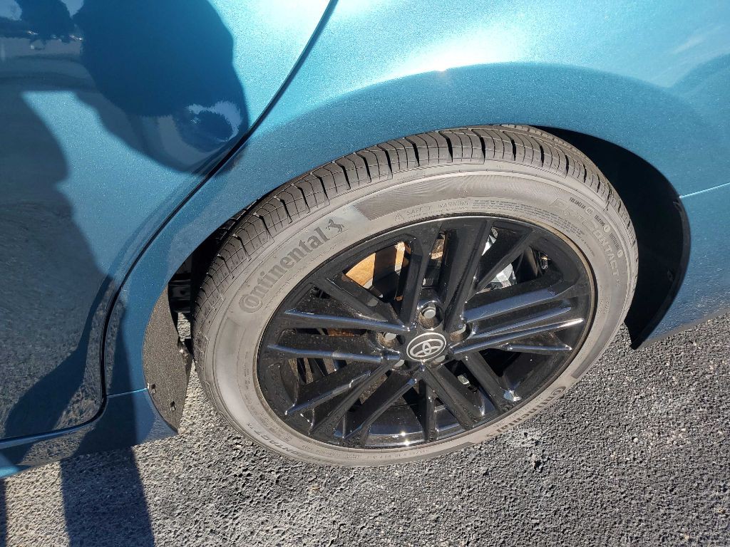 2025 Toyota Camry Image 8