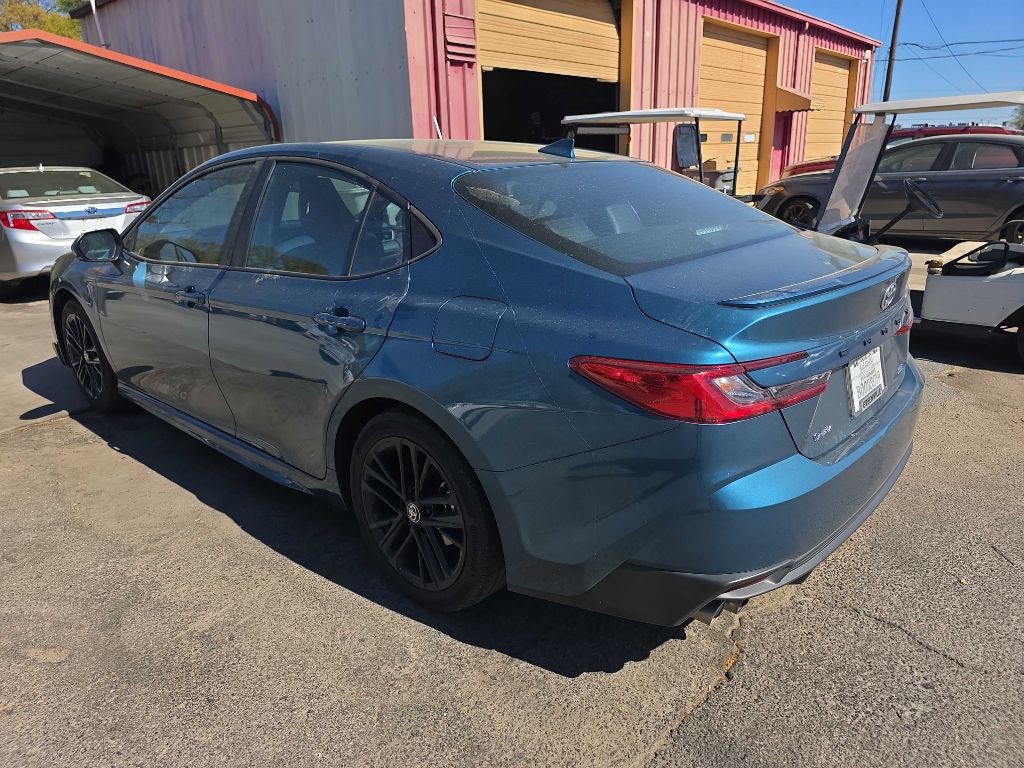 2025 Toyota Camry Image 5