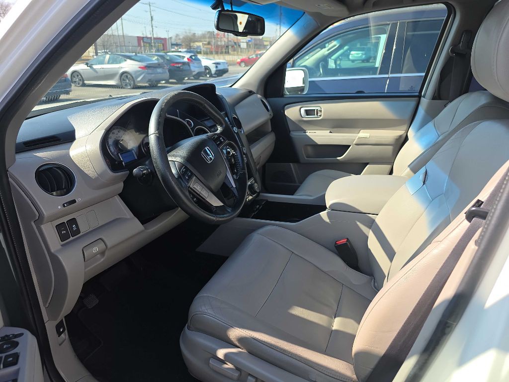 2015 Honda Pilot Image 8