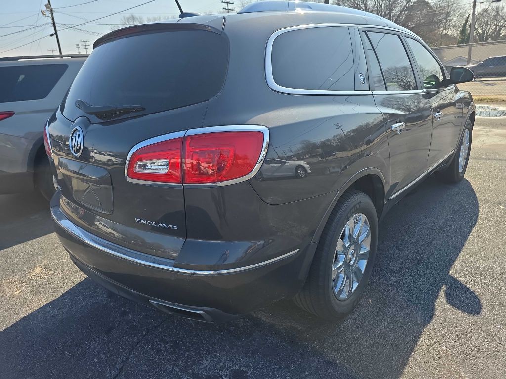 2016 Buick Enclave Image 2