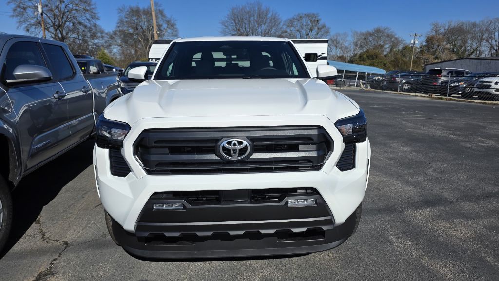 2025 Toyota Tacoma Image 8