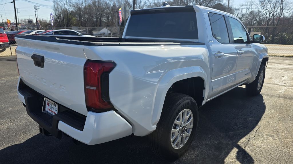 2025 Toyota Tacoma Image 5