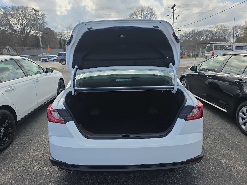 2026 Toyota Camry Image 6