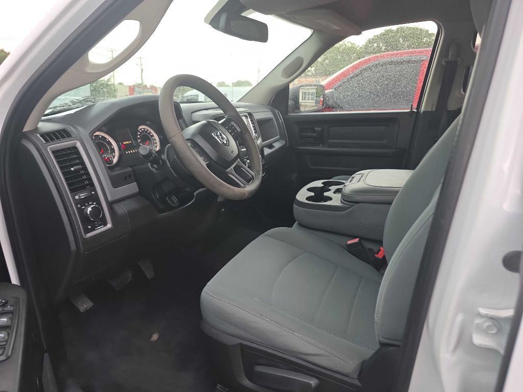 2019 RAM 1500 Image 7