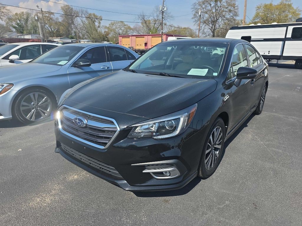 2019 Subaru Legacy Image 1