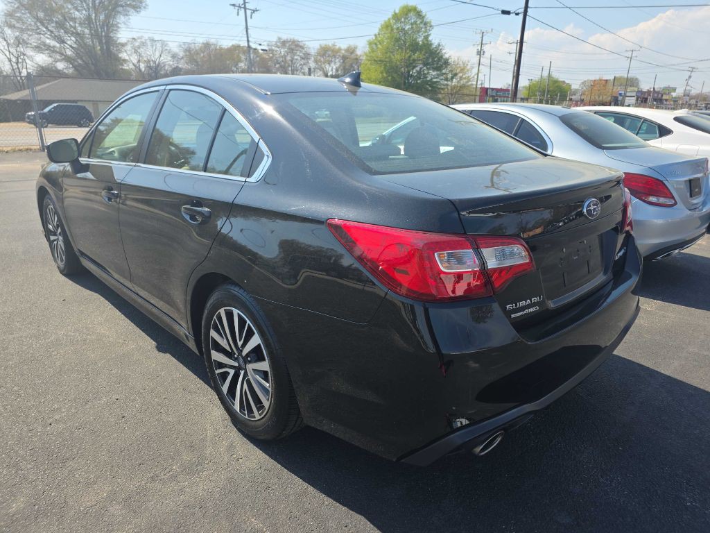 2019 Subaru Legacy Image 2