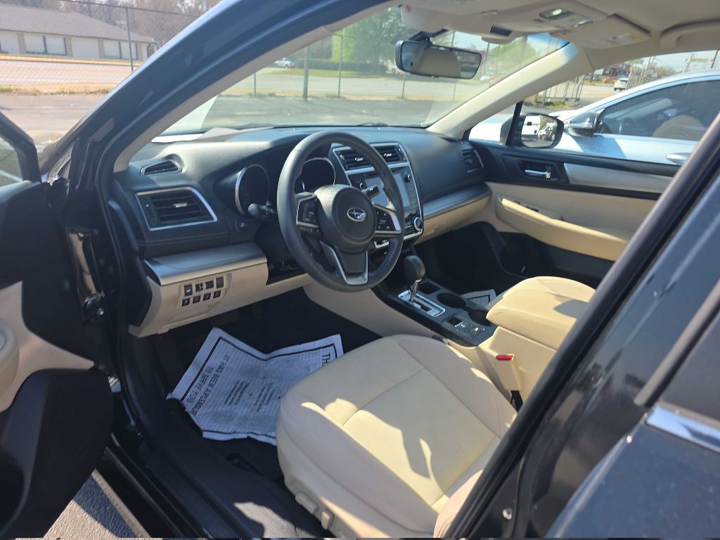 2019 Subaru Legacy Image 8