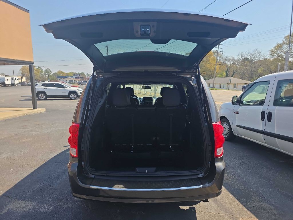 2017 Dodge Grand Caravan Image 6