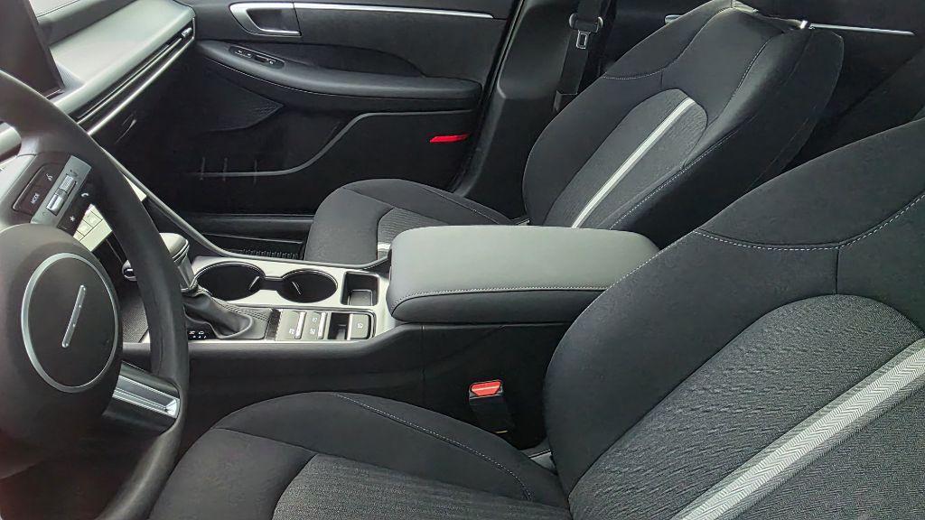 2025 Hyundai Sonata Image 6