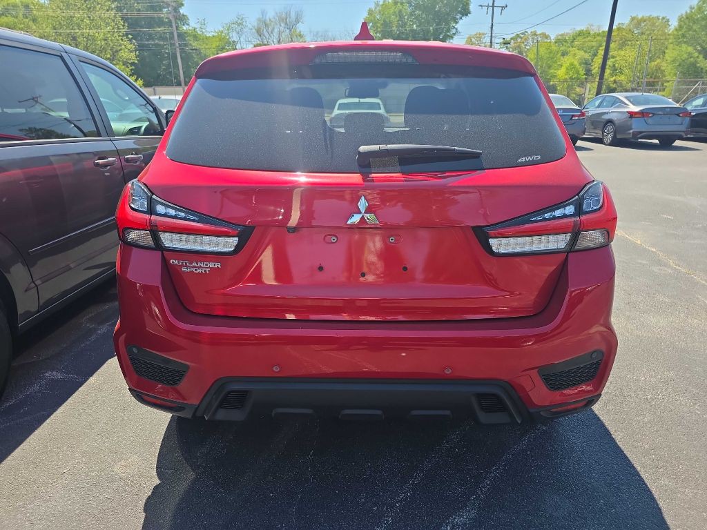 2023 Mitsubishi Outlander Image 4
