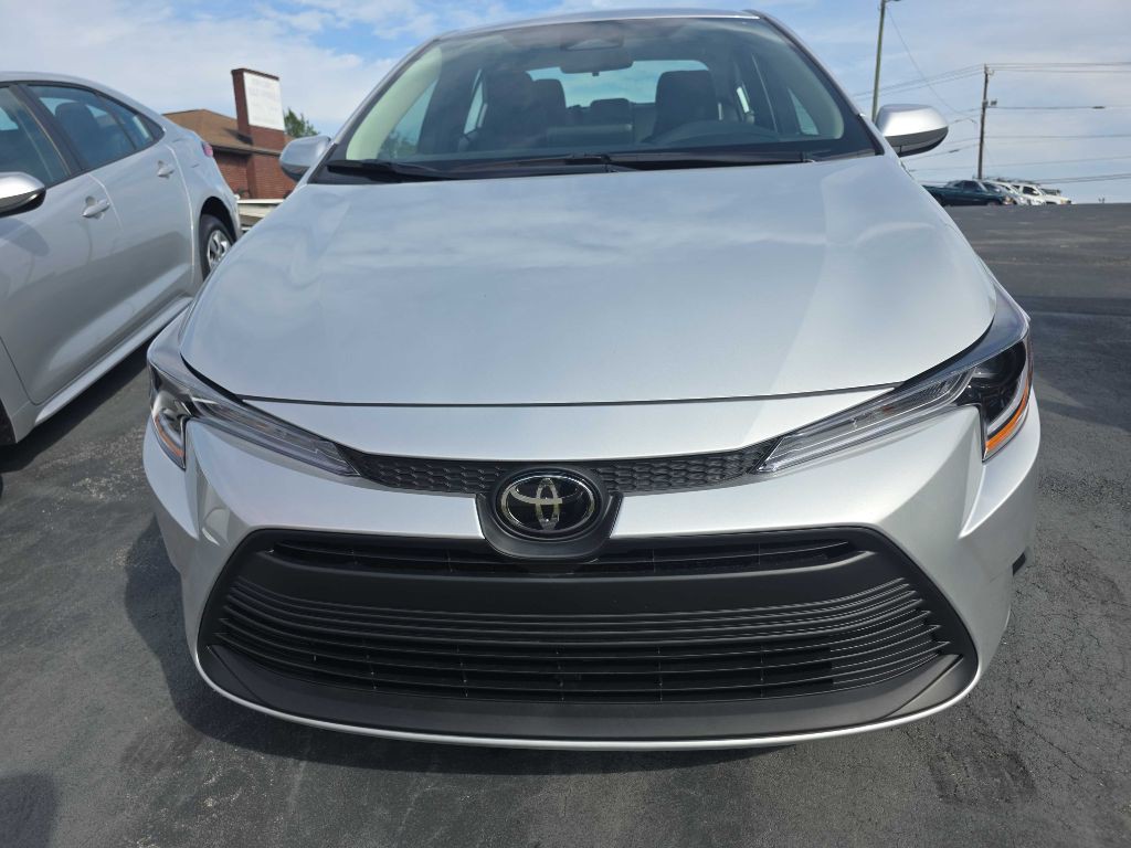 2026 Toyota Corolla Image 2