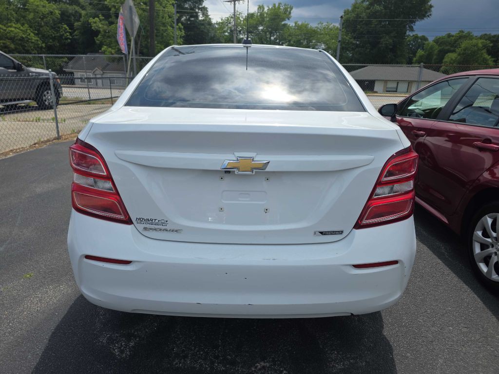 2019 Chevrolet Sonic Image 3