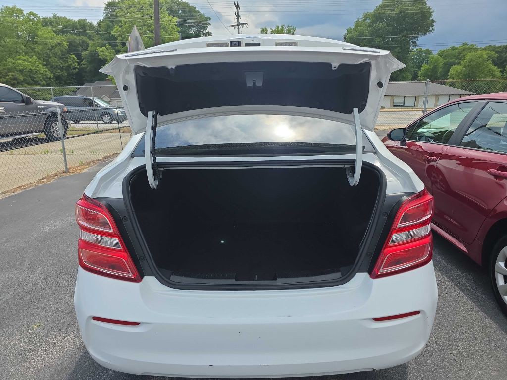 2019 Chevrolet Sonic Image 6