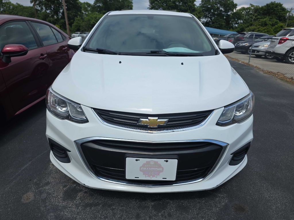 2019 Chevrolet Sonic Image 7