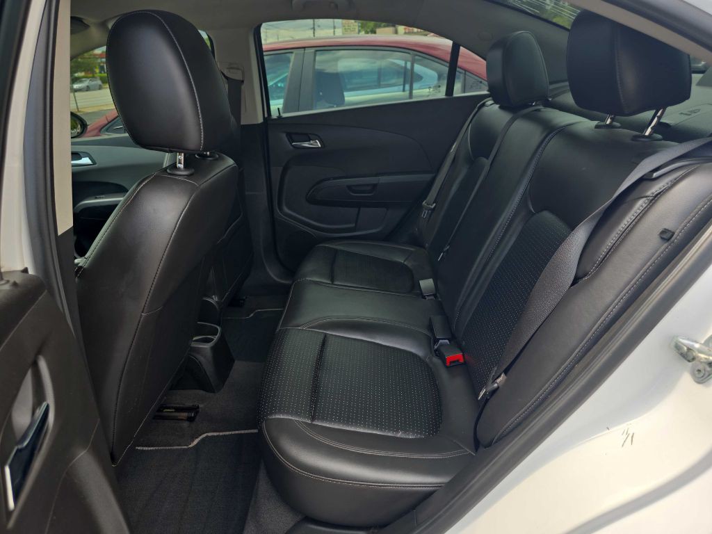 2019 Chevrolet Sonic Image 9