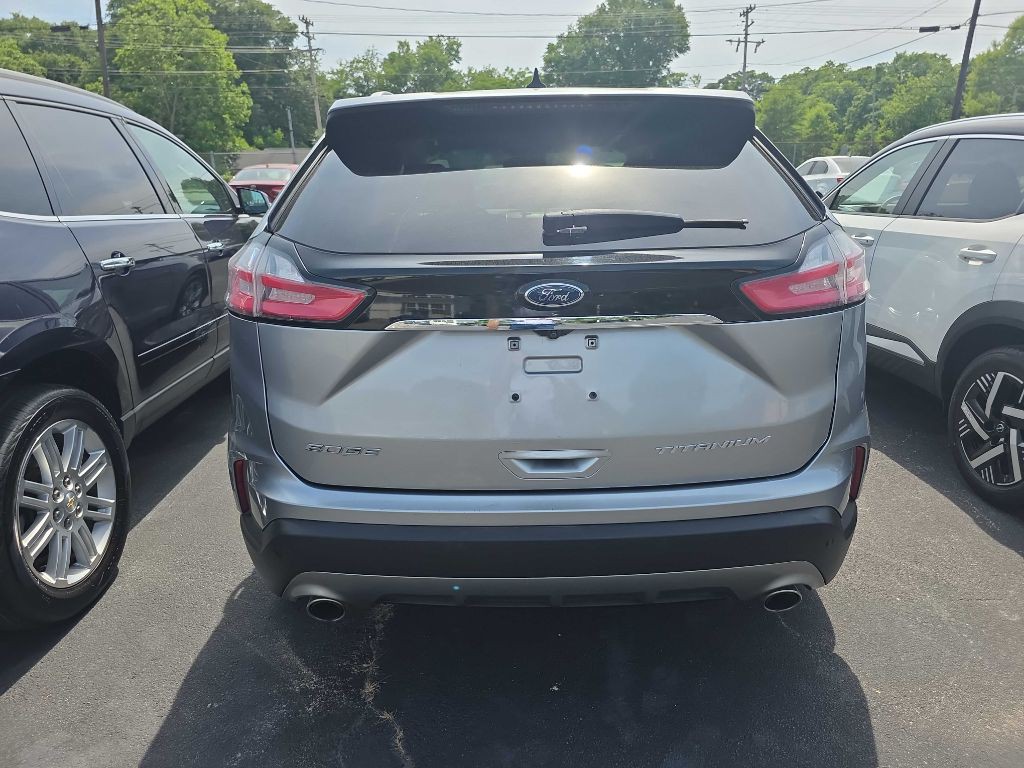 2020 Ford Edge Image 3
