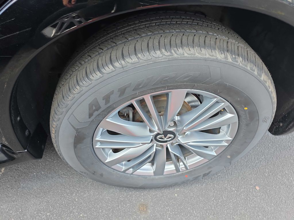 2019 INFINITI QX80 Image 11