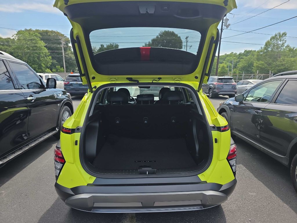2024 Hyundai Kona Image 2