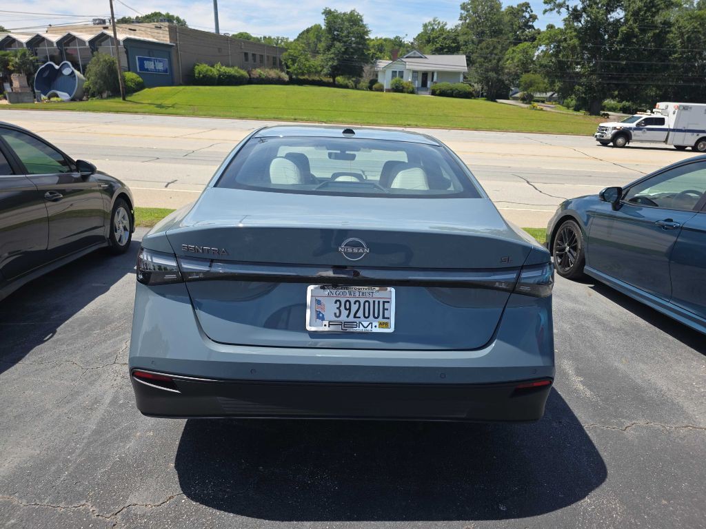 2026 Nissan Sentra Image 3