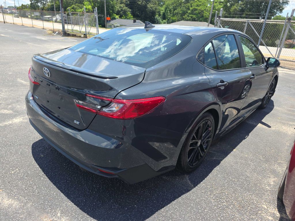 2025 Toyota Camry Image 2