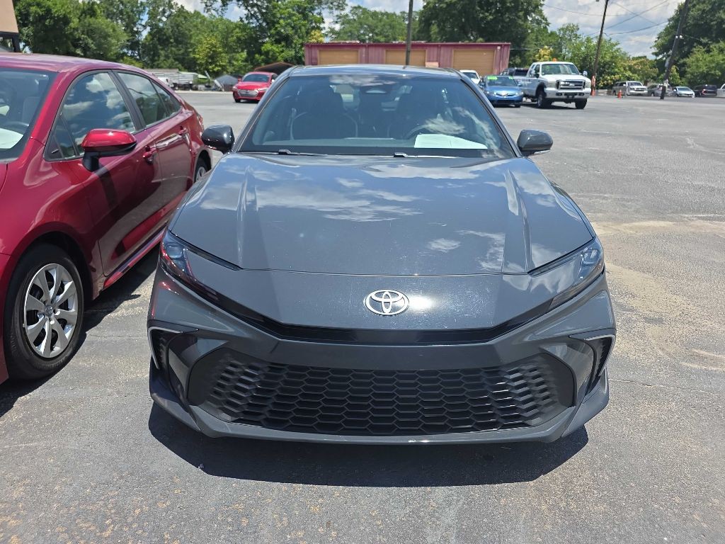 2025 Toyota Camry Image 7
