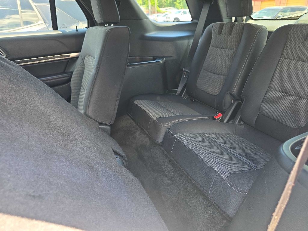 2018 Ford Explorer Image 10