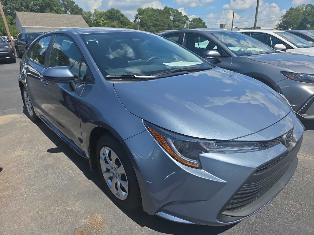 2026 Toyota Corolla Image 2