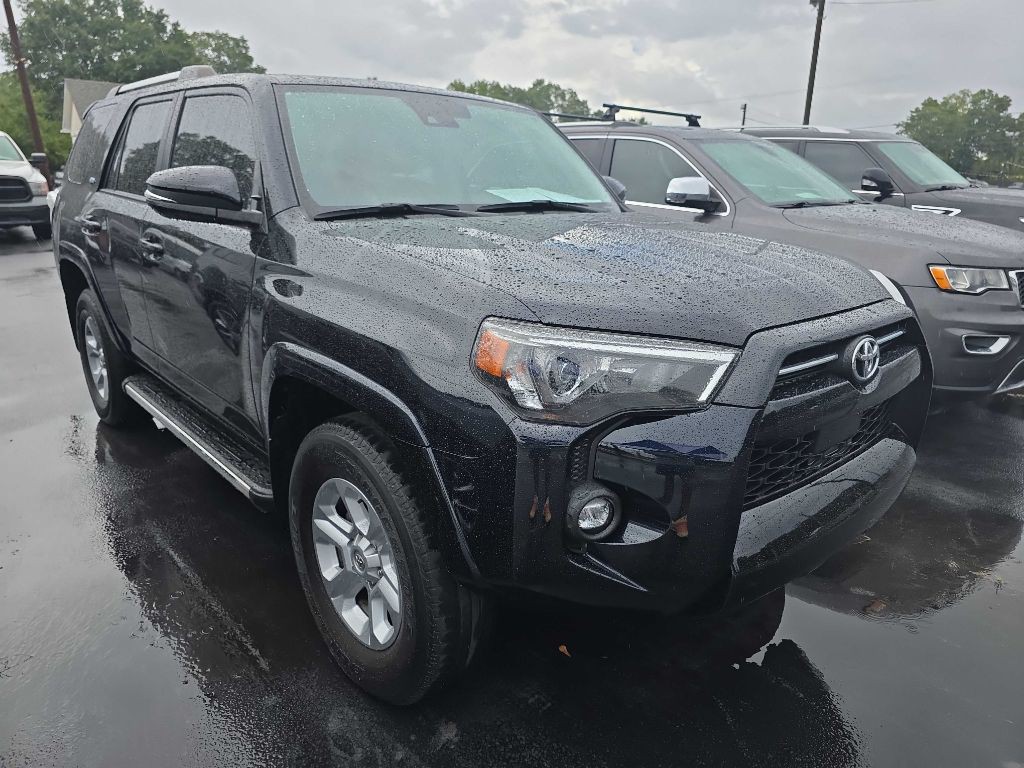 2023 Toyota 4Runner Image 3