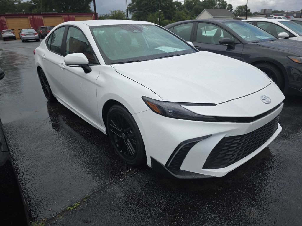 2026 Toyota Camry Image 2