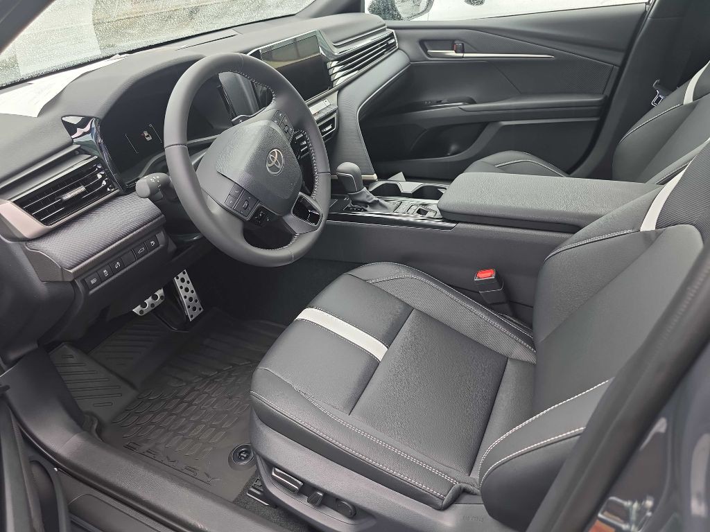 2026 Toyota Camry Image 7