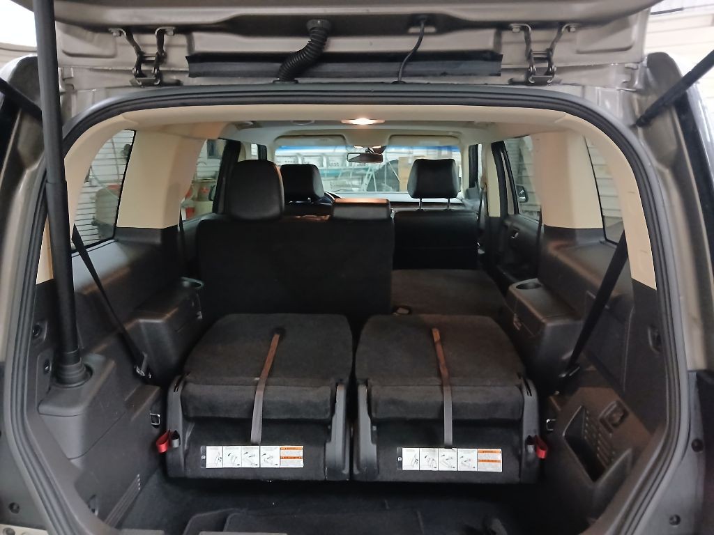 2010 Ford Flex Image 12