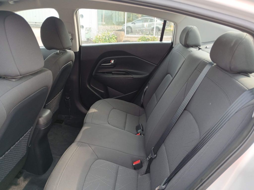 2012 Kia Rio Image 10